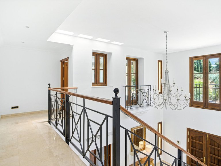 Villa for Sale in Alhaurín El Grande, Malaga 59