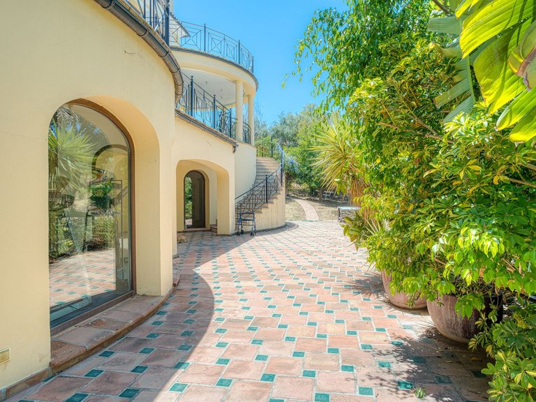 Villa for Sale in Alhaurín El Grande, Malaga 62