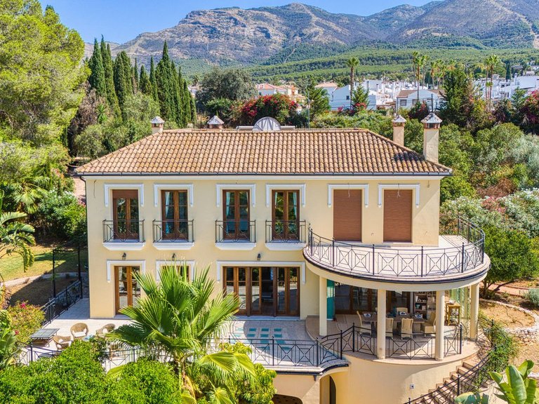 Villa for Sale in Alhaurín El Grande, Malaga 7