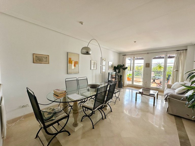 Apartment for Sale in Los Arqueros, Malaga 5