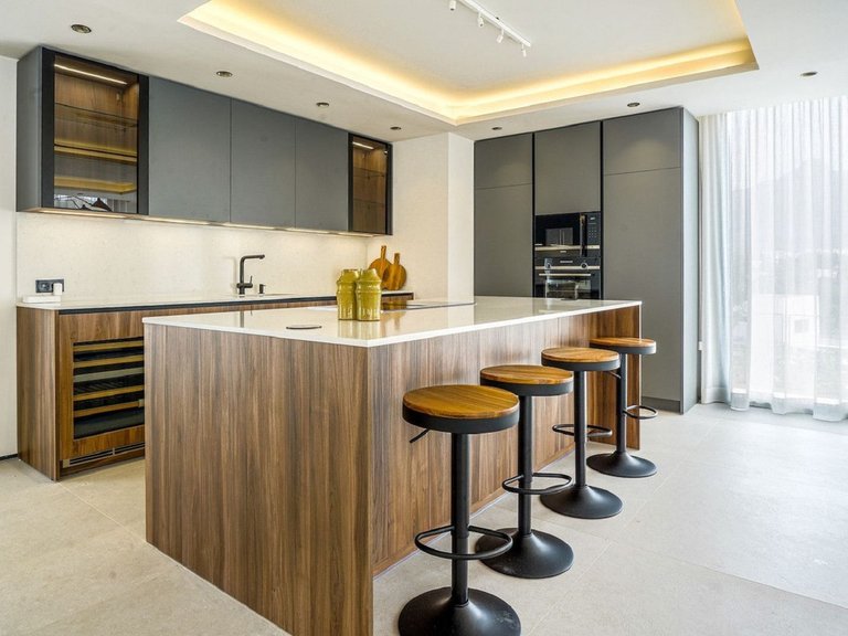 Villa for Sale in Nueva Andalucía, Malaga 7