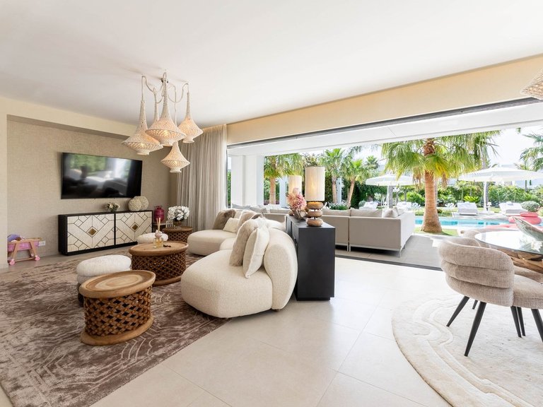 Villa for Sale in La Cala Golf, Malaga 26