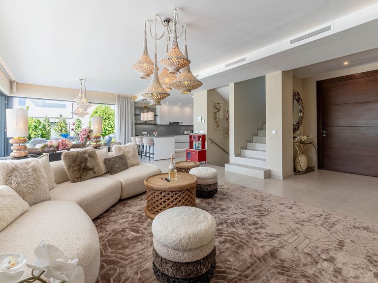 Villa for Sale in La Cala Golf, Malaga 4