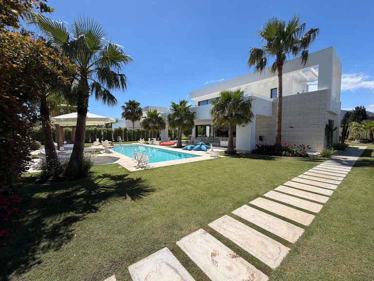 Villa for Sale in La Cala Golf, Malaga 81