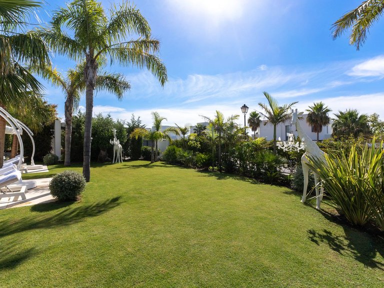 Villa for Sale in La Cala Golf, Malaga 85