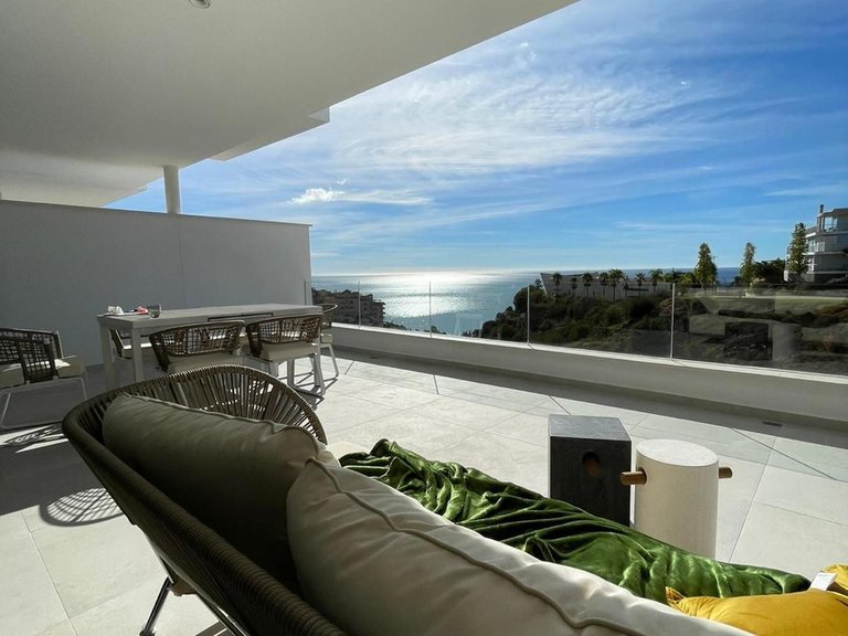Apartment for Sale in Benalmadena Costa, Malaga 4