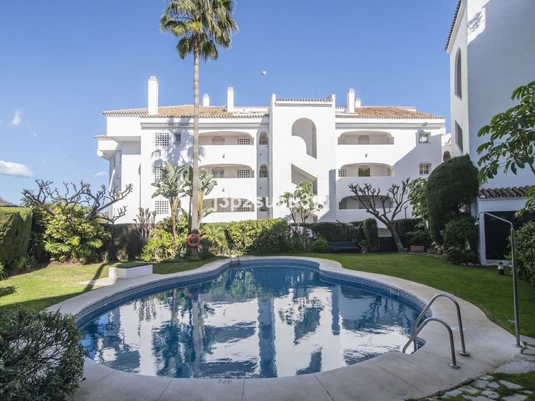 Apartment for Sale in Guadalmina Baja, Malaga 1