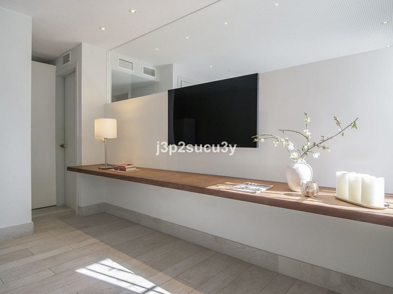 Apartment for Sale in Guadalmina Baja, Malaga 11