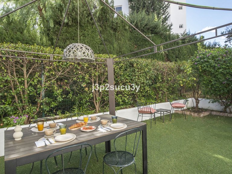 Apartment for Sale in Guadalmina Baja, Malaga 14