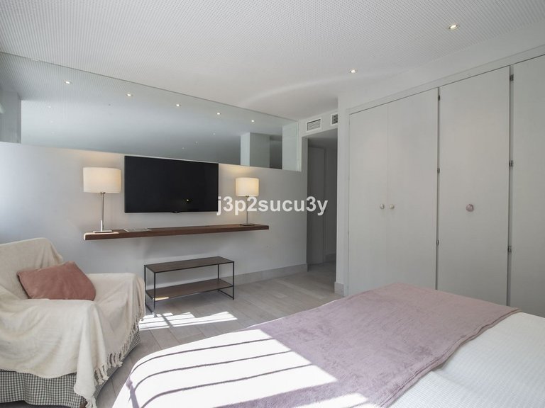 Apartment for Sale in Guadalmina Baja, Malaga 19