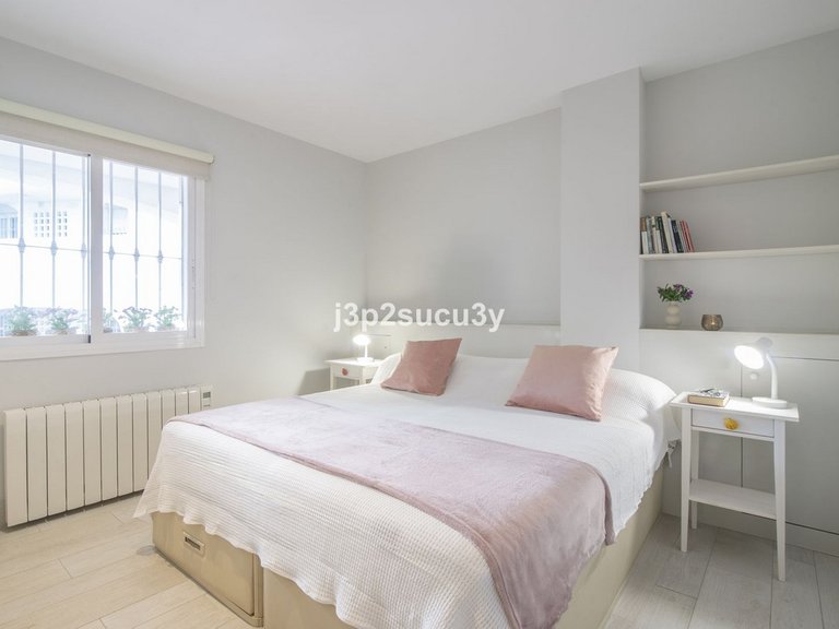 Apartment for Sale in Guadalmina Baja, Malaga 26