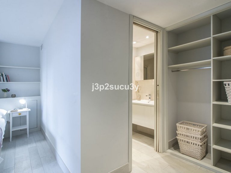 Apartment for Sale in Guadalmina Baja, Malaga 27
