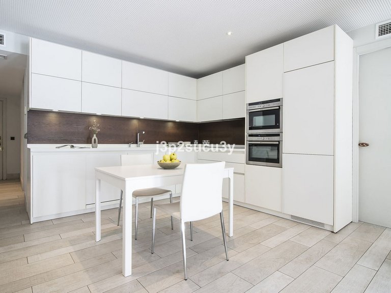 Apartment for Sale in Guadalmina Baja, Malaga 5