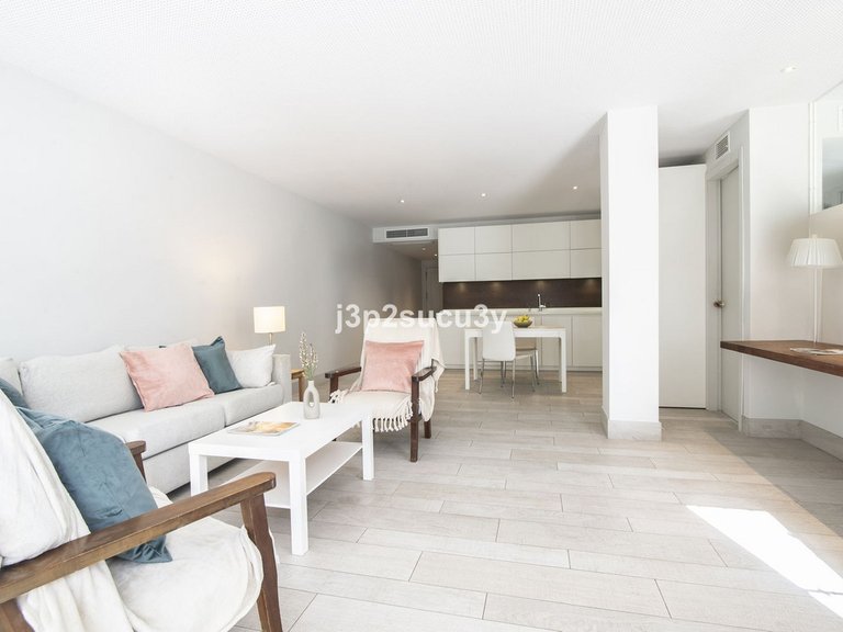Apartment for Sale in Guadalmina Baja, Malaga 8
