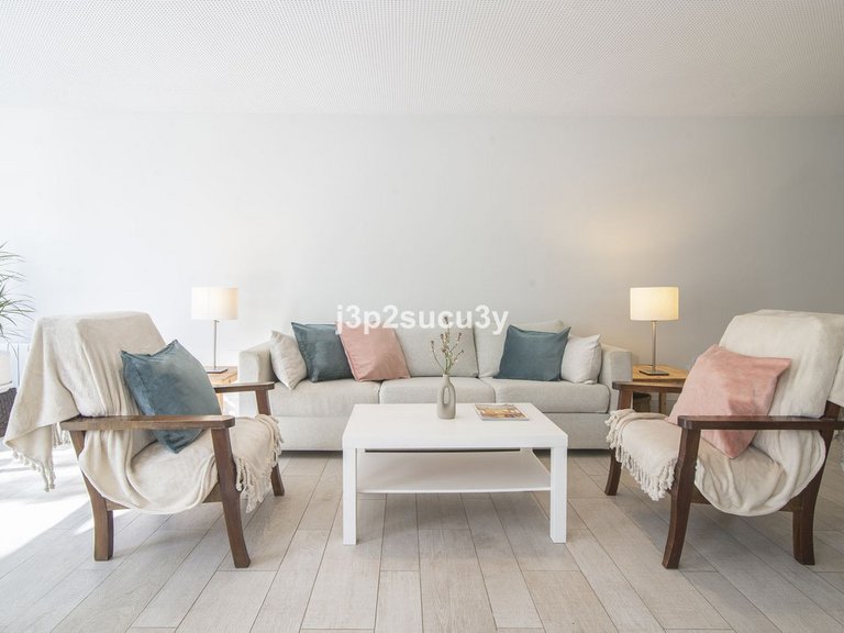 Apartment for Sale in Guadalmina Baja, Malaga 9