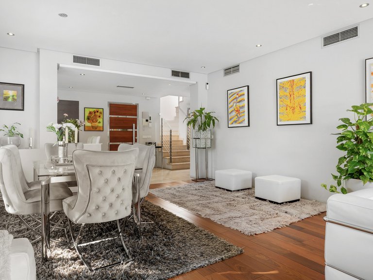 Villa for Sale in Nueva Andalucía, Malaga 13