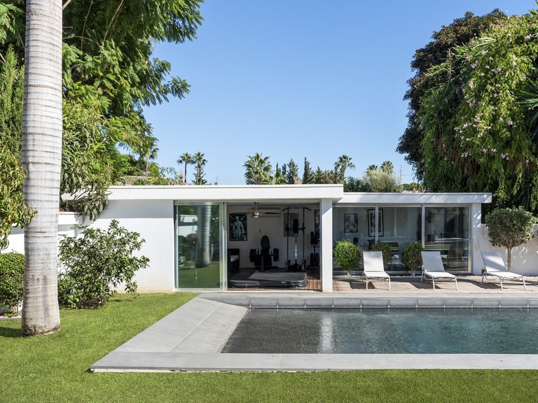 Villa for Sale in Nueva Andalucía, Malaga 23