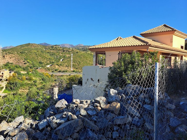 Plot for Sale in El Rosario, Malaga 7
