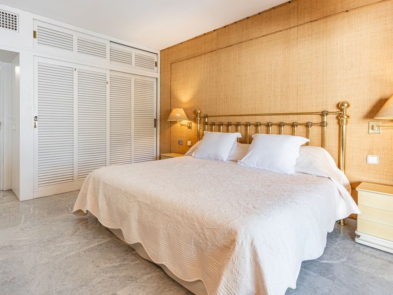 Apartment for Sale in Marbella, Malaga 10