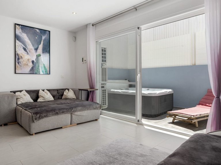 Villa for Sale in Estepona, Malaga 24