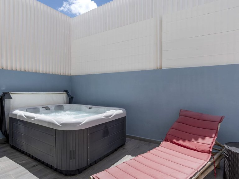 Villa for Sale in Estepona, Malaga 25