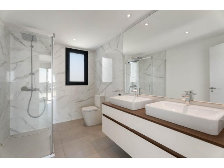 Apartment for Sale in Estepona, Malaga 10