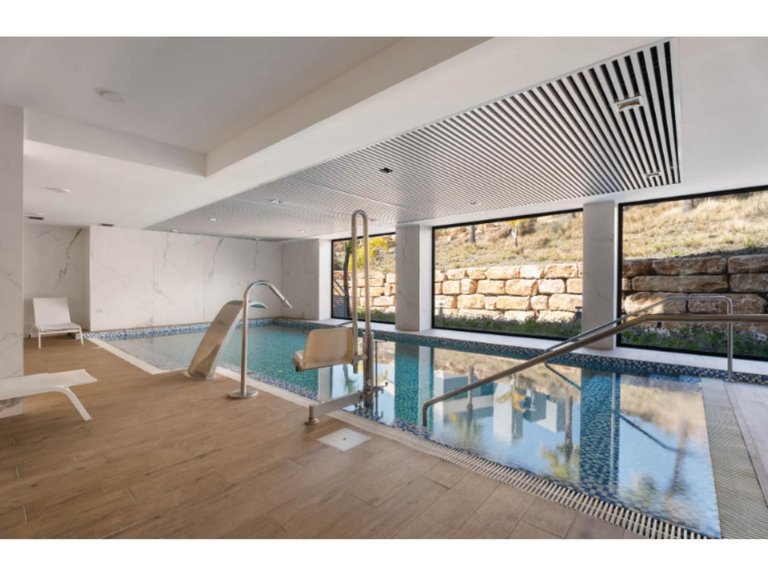Apartment for Sale in Estepona, Malaga 21