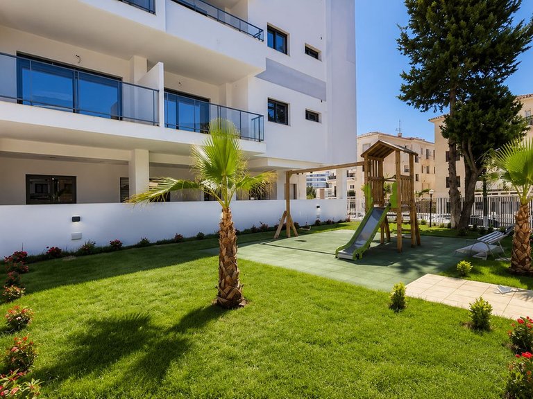 Apartment for Sale in Benalmadena Costa, Malaga 13