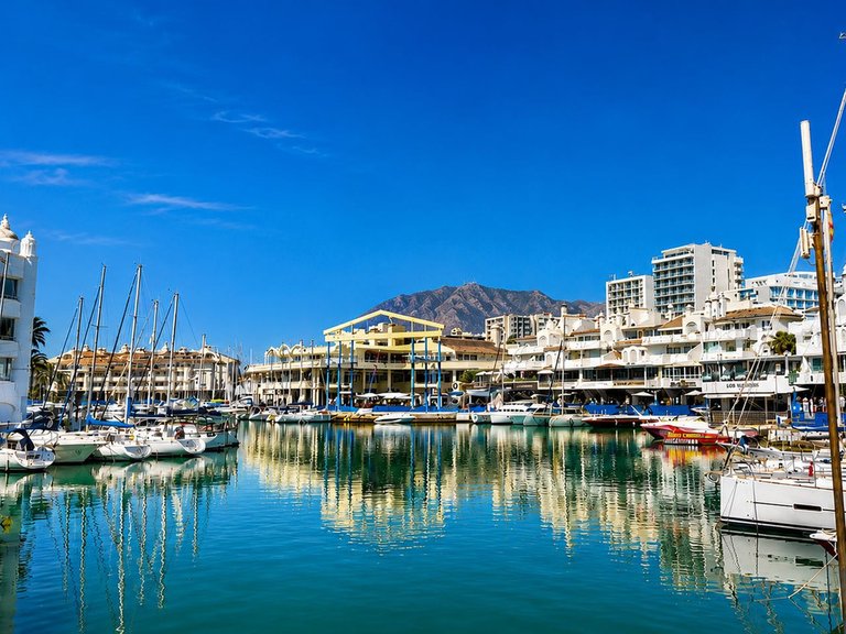 Apartment for Sale in Benalmadena Costa, Malaga 2