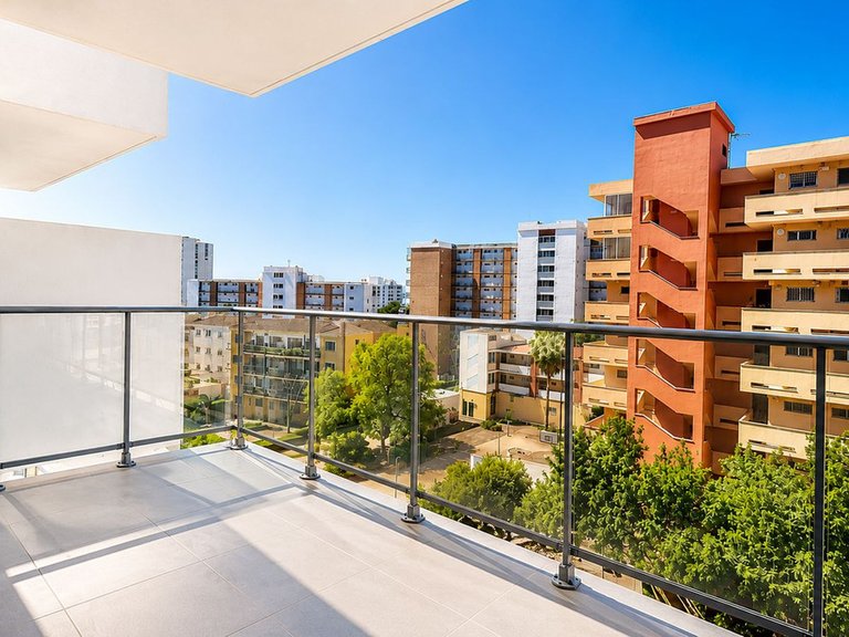 Apartment for Sale in Benalmadena Costa, Malaga 5
