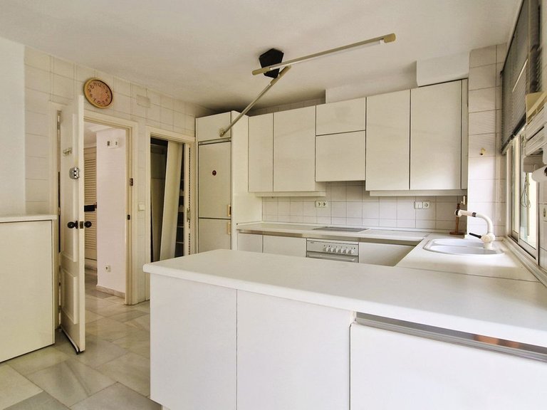 Apartment for Sale in Marbella, Malaga 11