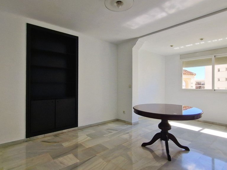 Apartment for Sale in Marbella, Malaga 25