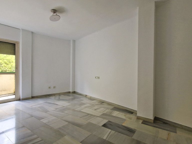 Apartment for Sale in Marbella, Malaga 27