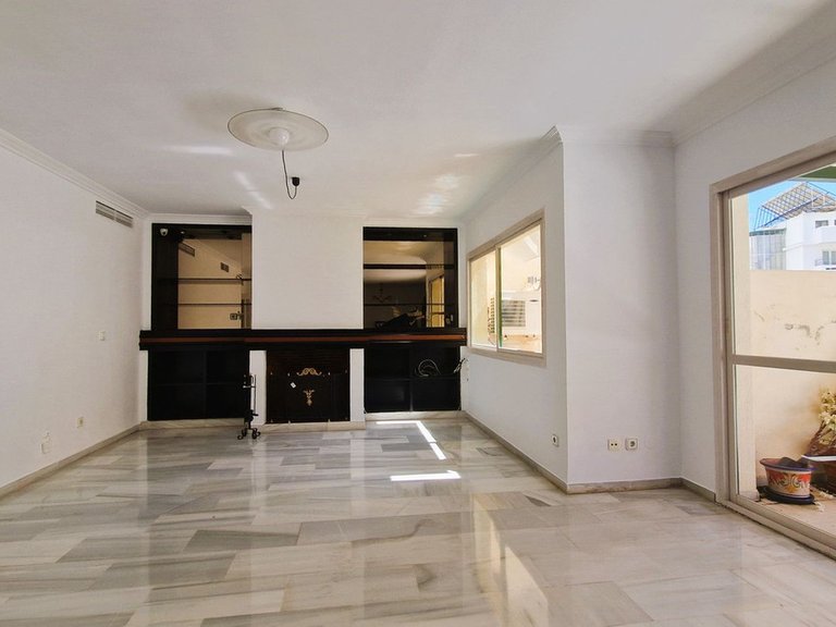 Apartment for Sale in Marbella, Malaga 5