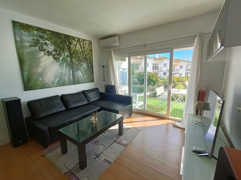 Apartment for Sale in El Paraiso, Malaga 12