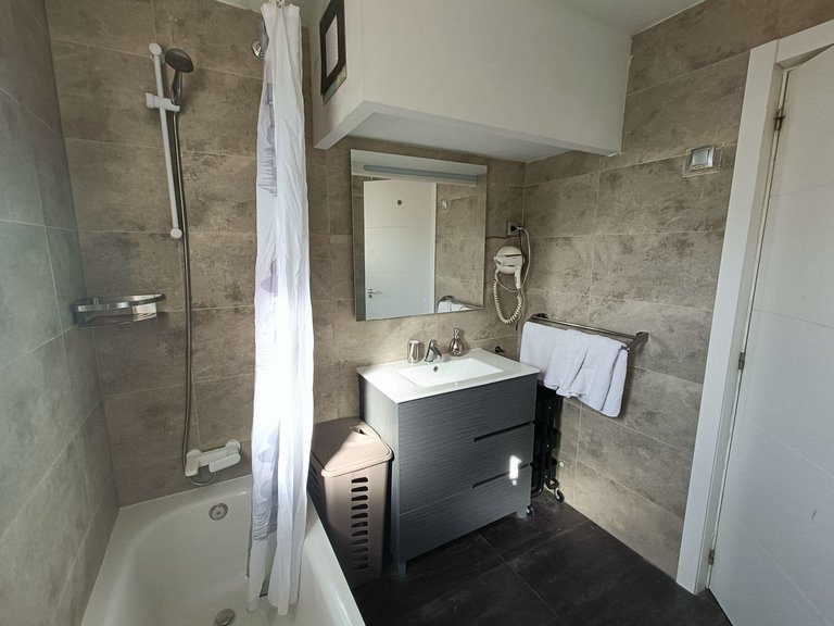 Apartment for Sale in El Paraiso, Malaga 22