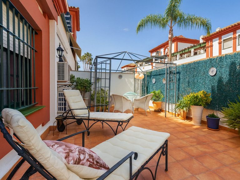 Apartment for Sale in New Golden Mile, Malaga 14