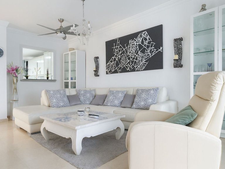 Apartment for Sale in New Golden Mile, Malaga 2