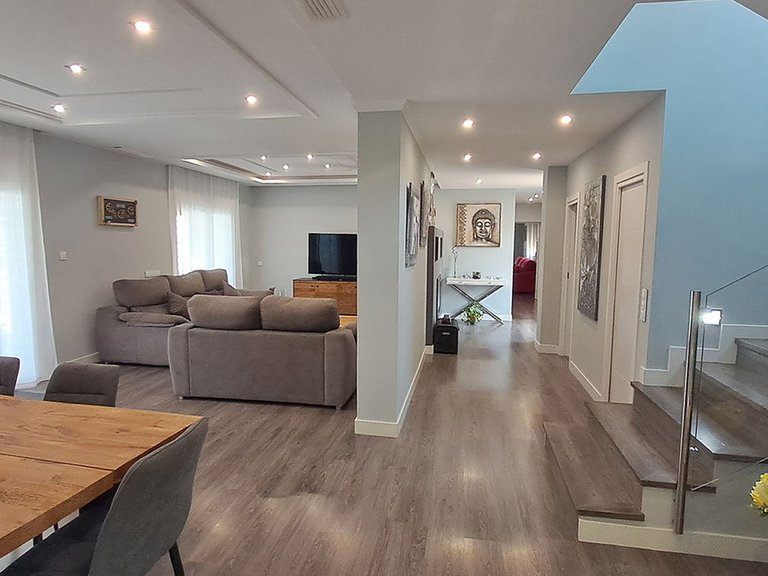 Villa for Sale in Alhaurín El Grande, Malaga 14
