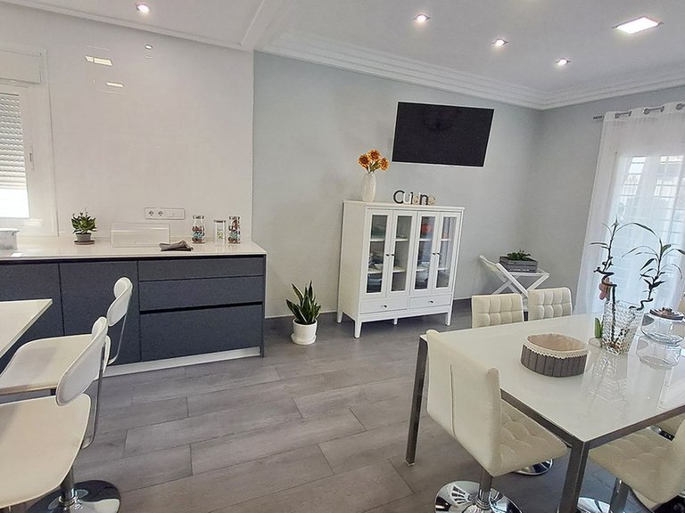 Villa for Sale in Alhaurín El Grande, Malaga 17