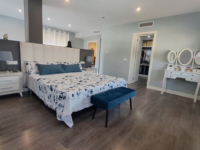 Villa for Sale in Alhaurín El Grande, Malaga 30