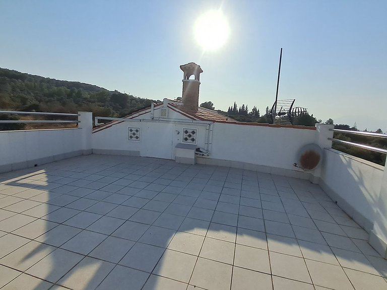 Villa for Sale in Alhaurín El Grande, Malaga 35