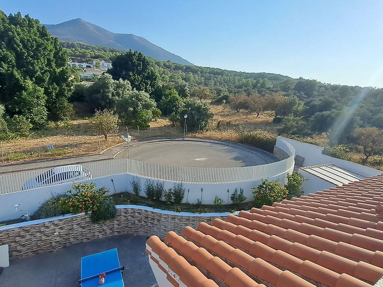 Villa for Sale in Alhaurín El Grande, Malaga 36