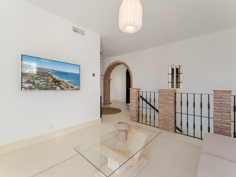 Villa for Sale in El Madroñal, Malaga 15