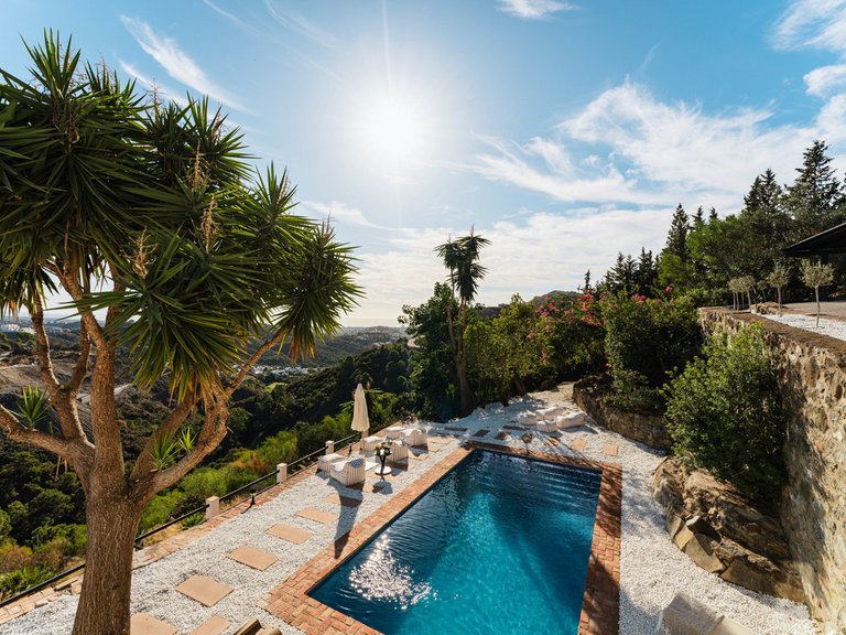 Villa for Sale in El Madroñal, Malaga 19