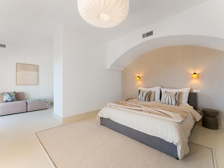 Villa for Sale in El Madroñal, Malaga 26