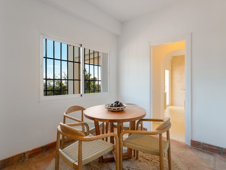 Villa for Sale in El Madroñal, Malaga 37