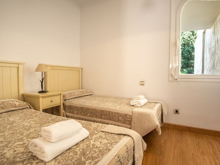 Apartment for Sale in New Golden Mile, Malaga 10