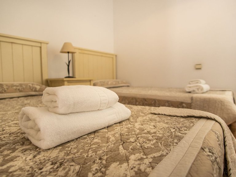 Apartment for Sale in New Golden Mile, Malaga 11