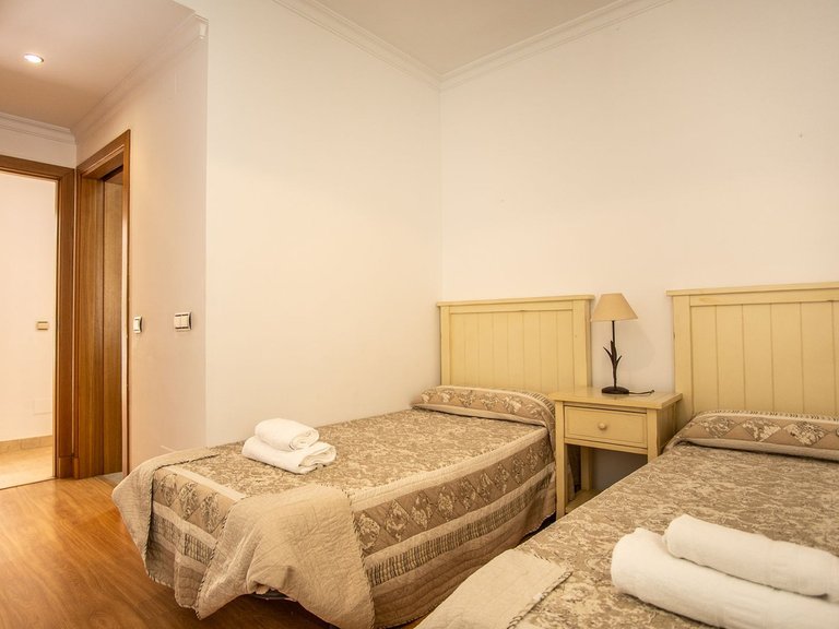 Apartment for Sale in New Golden Mile, Malaga 12